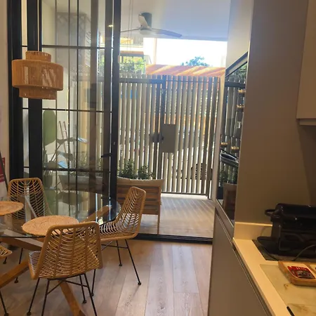 Mestalla Flats & Rut Valencia